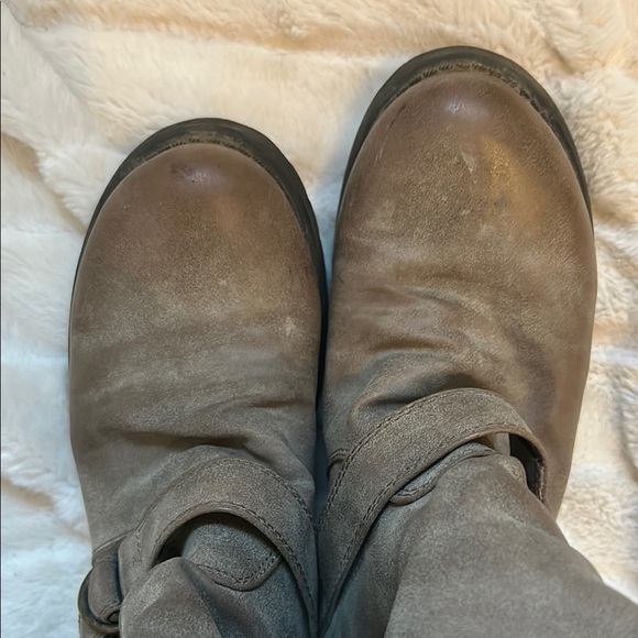 Brown Roxy Boots - Picture 6 of 10